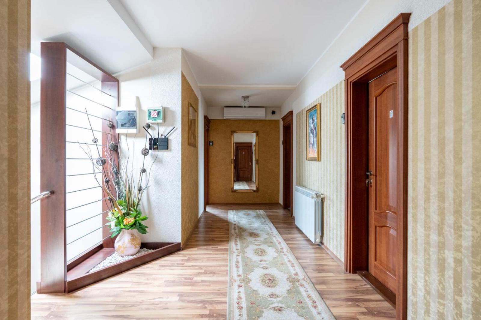 Farawayhomes Aparthotel Near Vienna Airport - Anytime Self Check-In Bruck an der Leitha Kültér fotó