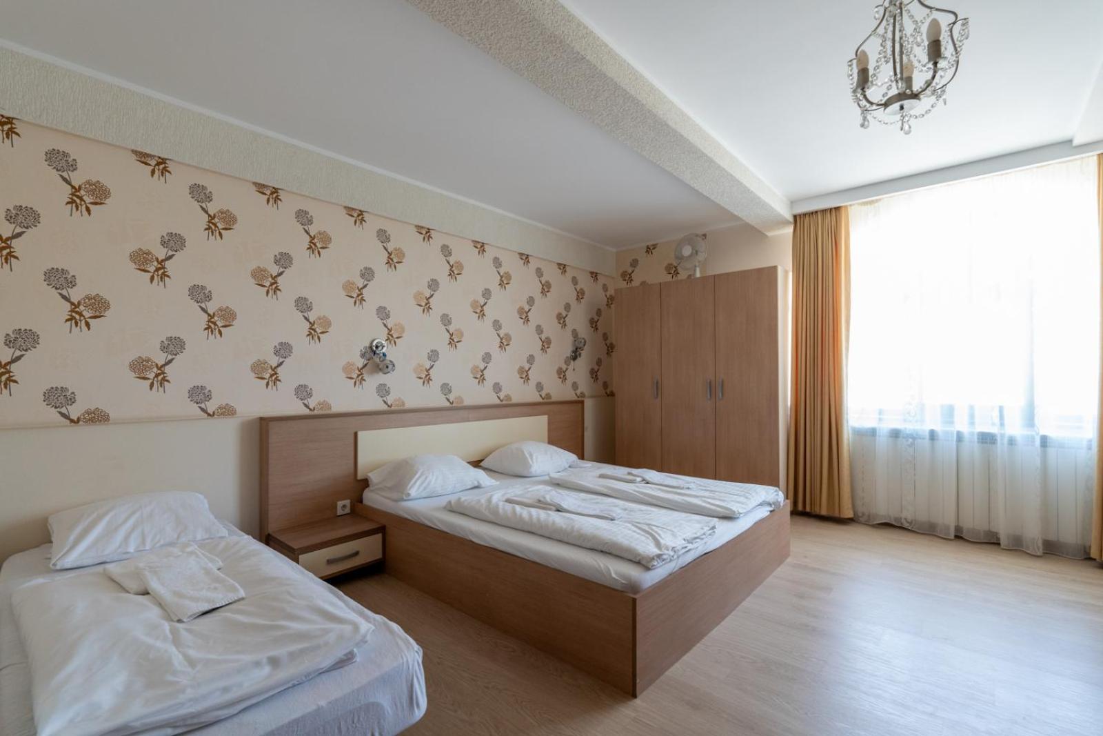 Farawayhomes Aparthotel Near Vienna Airport - Anytime Self Check-In Bruck an der Leitha Kültér fotó
