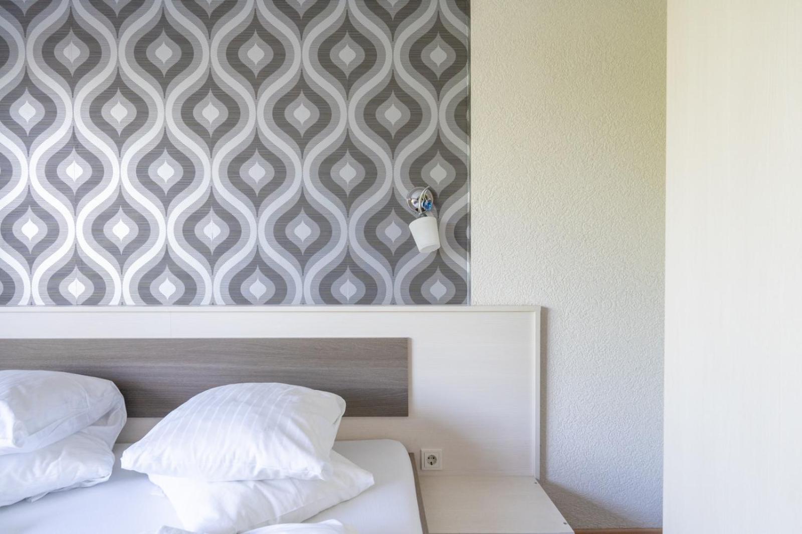 Farawayhomes Aparthotel Near Vienna Airport - Anytime Self Check-In Bruck an der Leitha Kültér fotó