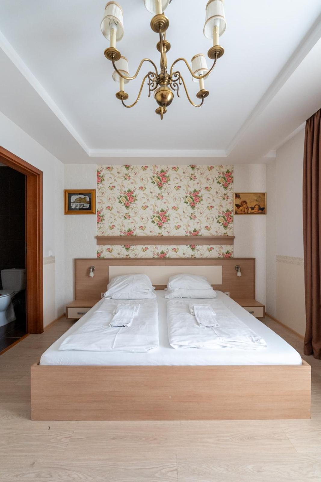 Farawayhomes Aparthotel Near Vienna Airport - Anytime Self Check-In Bruck an der Leitha Kültér fotó